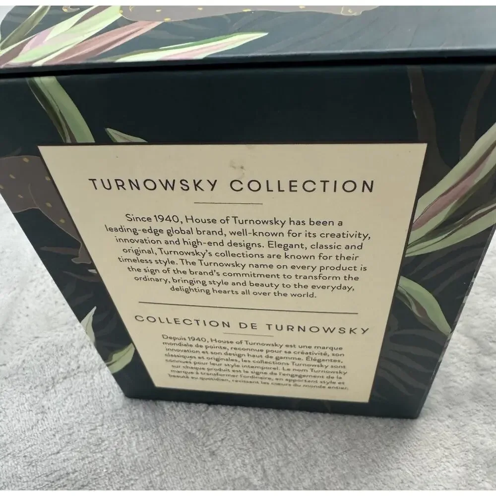 L'or de SERAPHINE Scented Candle Fragrance No. 33 ARES 17 Oz. Sage And Cedarwood